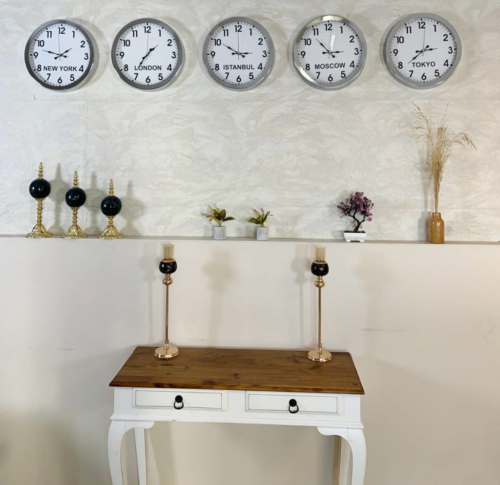 dünya duvar saatleri- otel saatleri