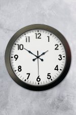 36 cm Siyah Metal Standart Duvar Saati