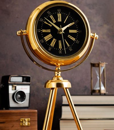 Mini Gold Tripod Masa Saati – 37x18 cm